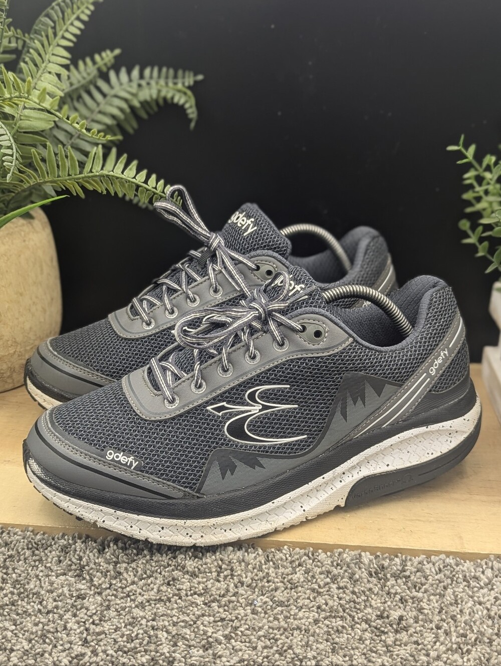 Gravity Defyer Mighty Walk Mens Size 10 Gray Athletic Running Shoes Sneakers